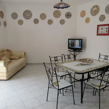 Semesterbostad Casa Del Barocco Caltagirone